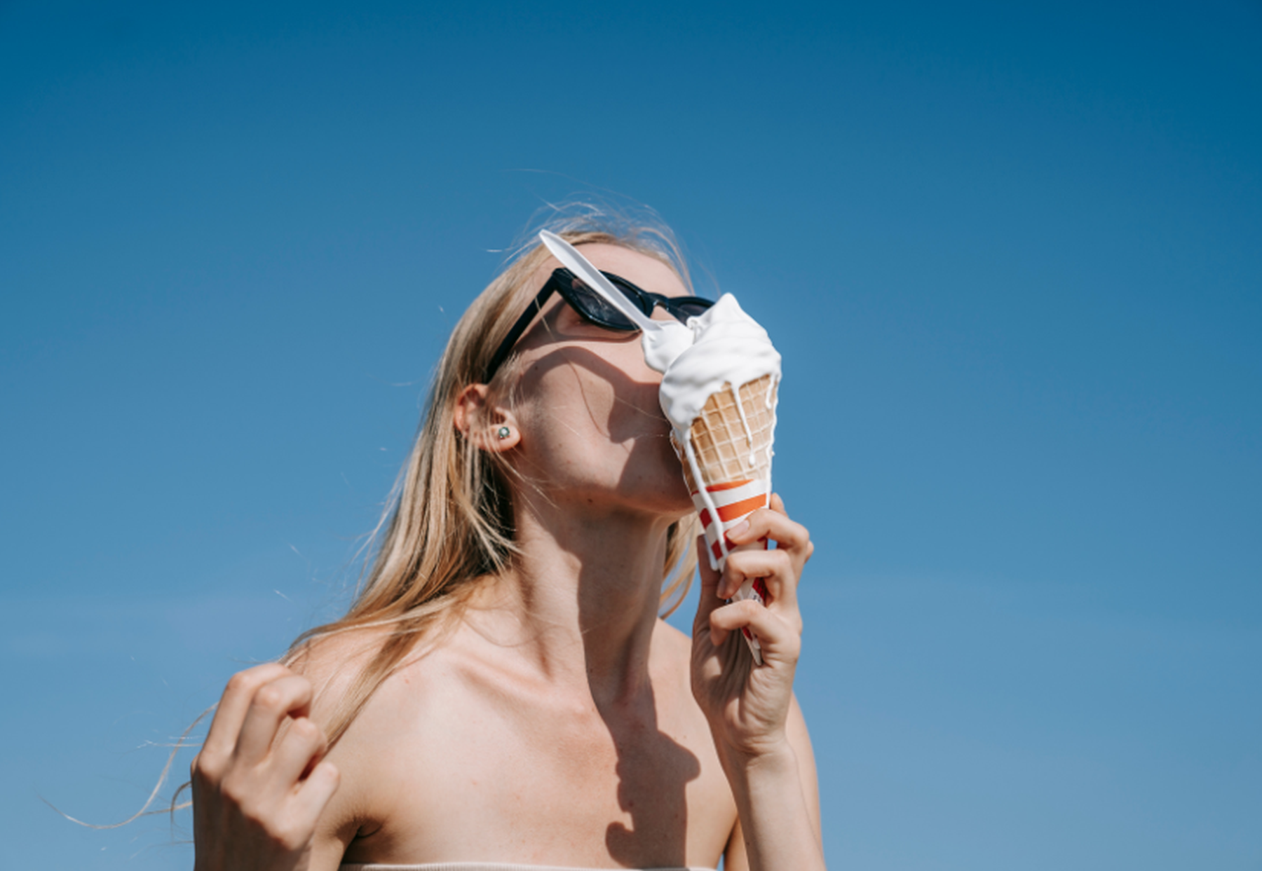 Lykke Softeispulver Sahnegeschmack 2,5kg | 7-9 Liter fertige Mischung | Eis Pulver für Softeismaschine - cremiges Softeis für Zuhause & Gastronomie - Eispulver mit Sahnegeschmack